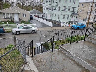 65 Lorraine St, Pawtucket, RI 02860 - photo 5