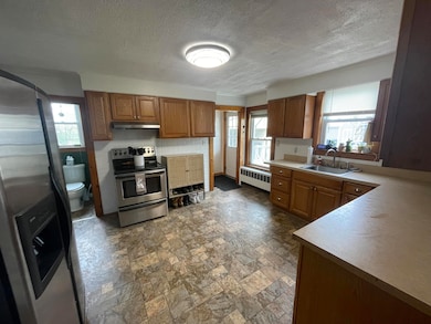 146 Lincoln St, Bangor, ME 04401 - photo 5