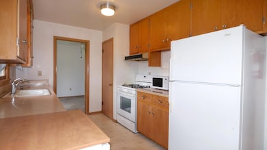 1610 Garland Ln N, Plymouth, MN 55447 - photo 7