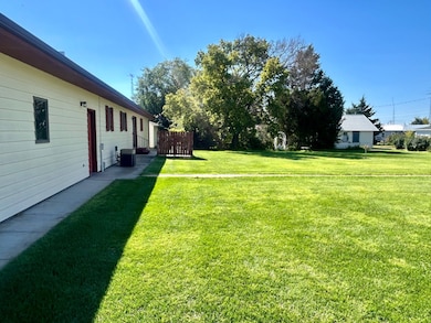410 Bayard St, Stratton, NE 69043 - photo 7
