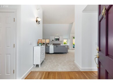 1700 Yarmouth Cir, Lake Oswego, OR 97034 - photo 3