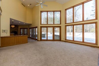 330 Morgan Ln-11