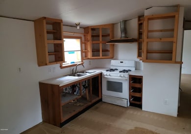 129 Tiger Lily Dr, Dingmans Ferry, PA 18328 - photo 5