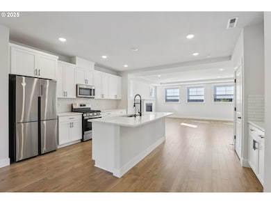 Kitchen/Living Room