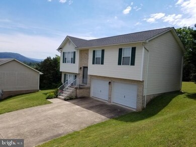 1205 Ripple Ct, Front Royal, VA 22630 - photo 2