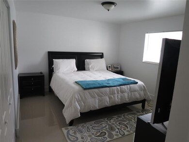 1556 SW 5th Place unit 1, Fort Lauderdale, FL 33312 - photo 3