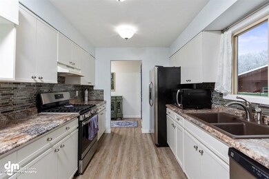 16-Kitchen MS_2541