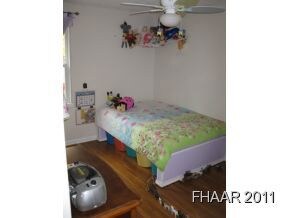 208 Hardeman St, Copperas Cove, TX 76522 - photo 2