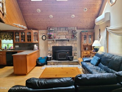 7825 Lake Shore Dr, Pocono Lake, PA 18347 - photo 7