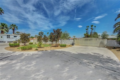 2667 S Torrey Pines Dr, Las Vegas, NV 89146 - photo 6