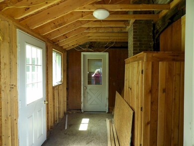 8 entry porch