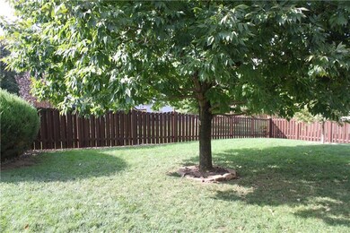 724 Brookwood St, Lansing, KS 66043 - photo 5