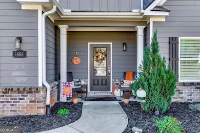 1668 Carriage Ct, Monroe, GA 30656 - photo 2