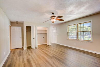 16-web-or-mls-Fabius Way-016
