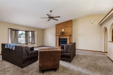 7715 E Euclid Ave - MLS-8