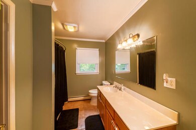 1st Floor Bathroom