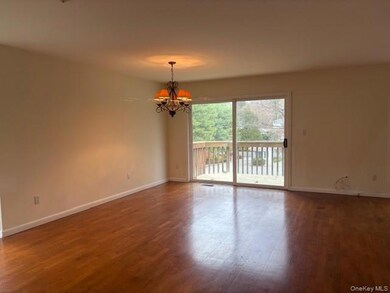 1 Spring Pond Dr, Ossining, NY 10562 - photo 6