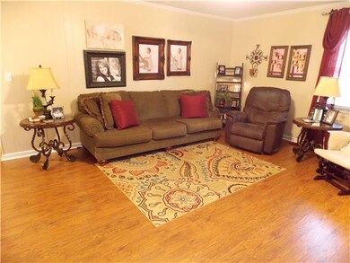 191 Little Possum Creek Rd, Linden, TN 37096 - photo 5