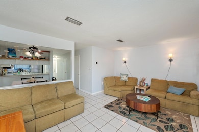 208 3rd St SE unit J, Fort Walton Beach, FL 32548 - photo 4