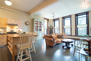 101 Regent Ave unit 4, Providence, RI 02908 - photo 5