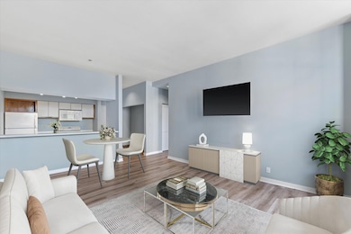 The Broadway unit 204, Milwaukee, WI 53202 - photo 2