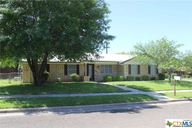 906 Valley Dr, Copperas Cove, TX 76522 - photo 3