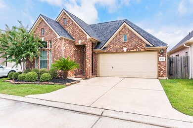 10511 Quiet Villas Ln, Houston, TX 77075 - photo 2