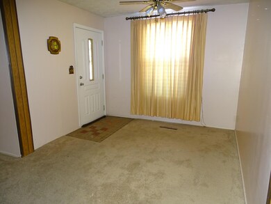4379 Allen Dr, Columbus, OH 43213 - photo 3