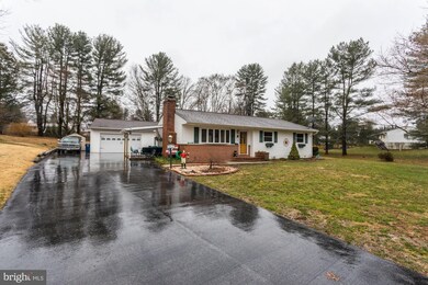 5833 Melville Rd, Sykesville, MD 21784 - photo 3