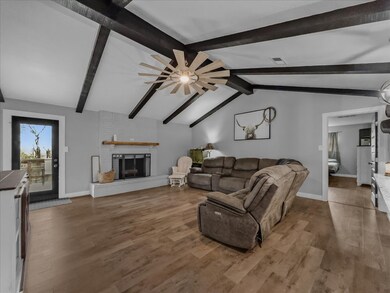 504 E Water, Milford, TX 76670 - photo 6