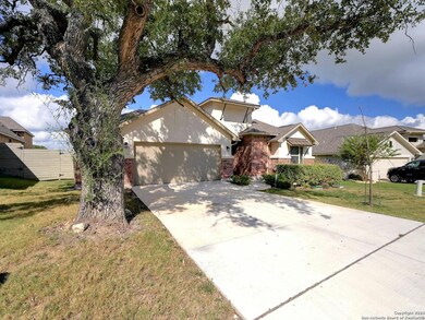 1159 Yaupon Loop, New Braunfels, TX 78132 - photo 3