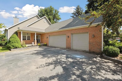 134 Whitlock St, Saline, MI 48176 - photo 3