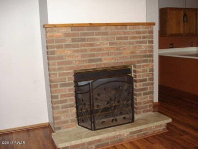 204 W Sarah St, Milford, PA 18337 - photo 6