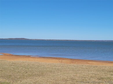 300 E Elm Ave, Eufaula, OK 74432 - photo 3