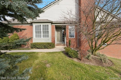 16956 Sycamore Ct unit 96, Northville, MI 48168 - photo 2