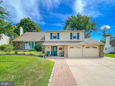 191 Fletcher Dr, Morrisville, PA 19067 - photo 2