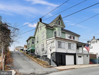 114 Washington St, Tamaqua, PA 18252 - photo 2