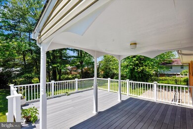 10721 Ames St, Fairfax, VA 22032 - photo 5