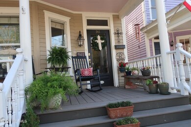 004 front porch 2