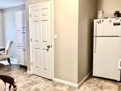 195 W Central St unit 1, Franklin, MA 02038 - photo 5