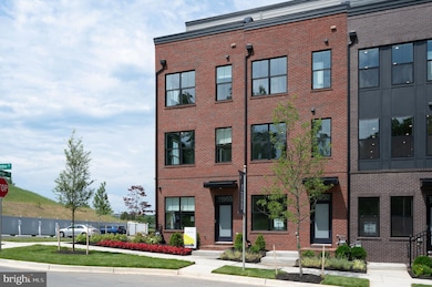 5947 Josiah Henson Pkwy, Rockville, MD 20852 - photo 3