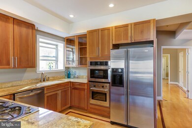 1428 Monroe St NW unit B, Washington, DC 20010 - photo 4