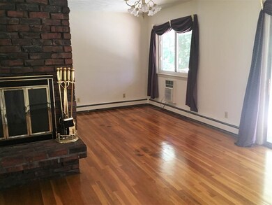 8 Cabot Dr, Nashua, NH 03064 - photo 5