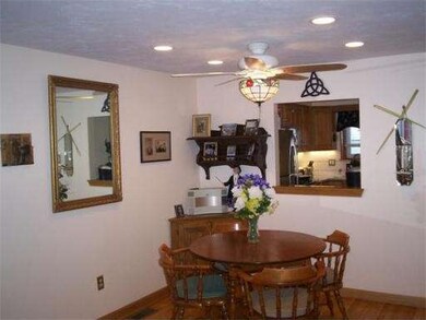 35 Merrymount Rd unit 4, Quincy, MA 02169 - photo 7