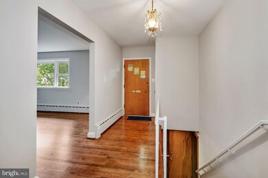 3222 Magnolia Ave, Falls Church, VA 22041 - photo 5