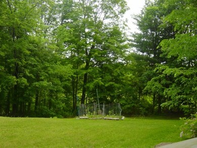 33 Thompson St, Monson, MA 01057 - photo 3