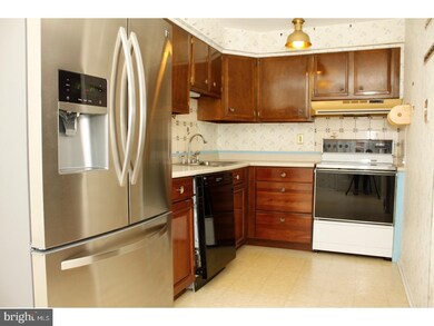 1320 Rainer Rd, Brookhaven, PA 19015 - photo 5