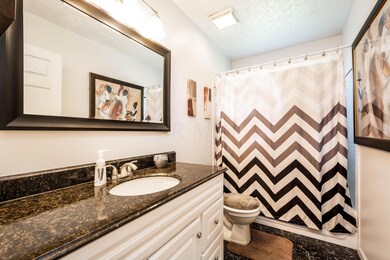 011-MLS 3178 Dunloe Rd