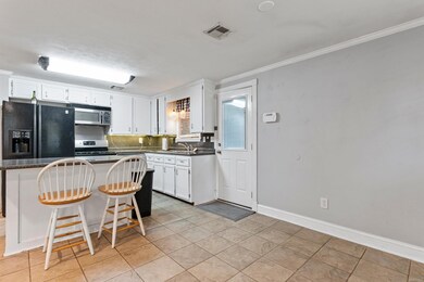 219 Stewart St, Prattville, AL 36067 - photo 5