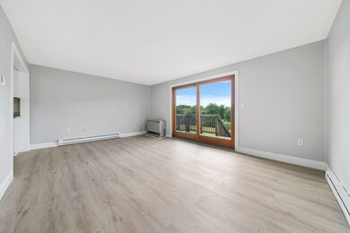 72 Pendleton Ln, Londonderry, NH 03053 - photo 3